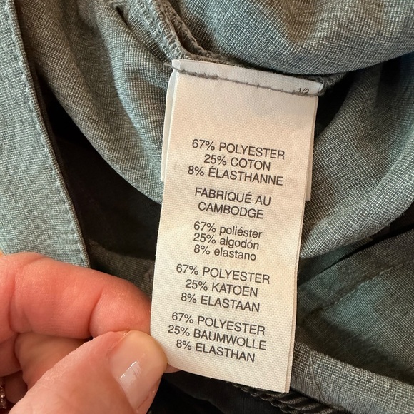 Vuori Aim Short in Grey (Size 30) - Picture 6 of 9